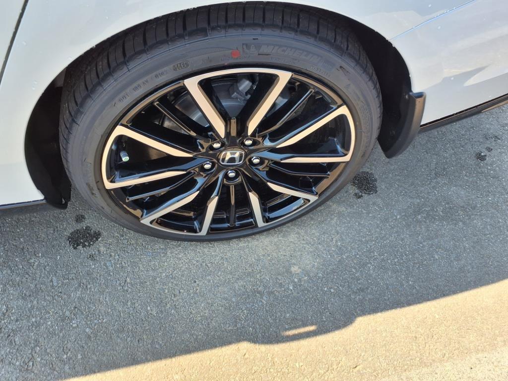 new 2025 Honda Accord Hybrid car, priced at $38,880