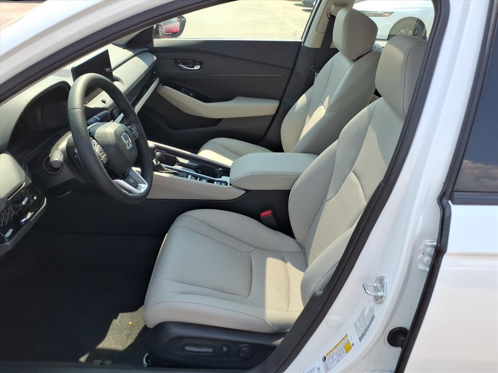 new 2025 Honda Accord Hybrid car, priced at $38,152