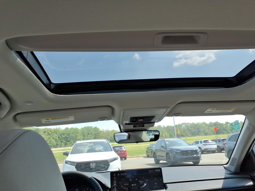 new 2025 Honda Accord Hybrid car, priced at $38,152