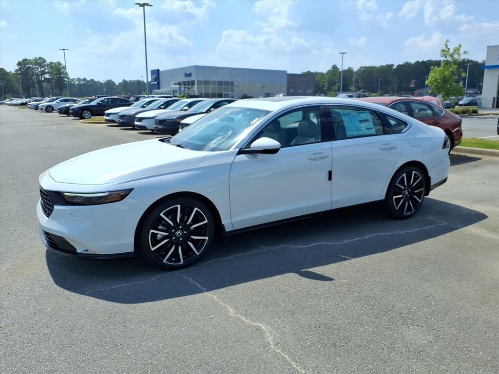 new 2025 Honda Accord Hybrid car, priced at $38,152