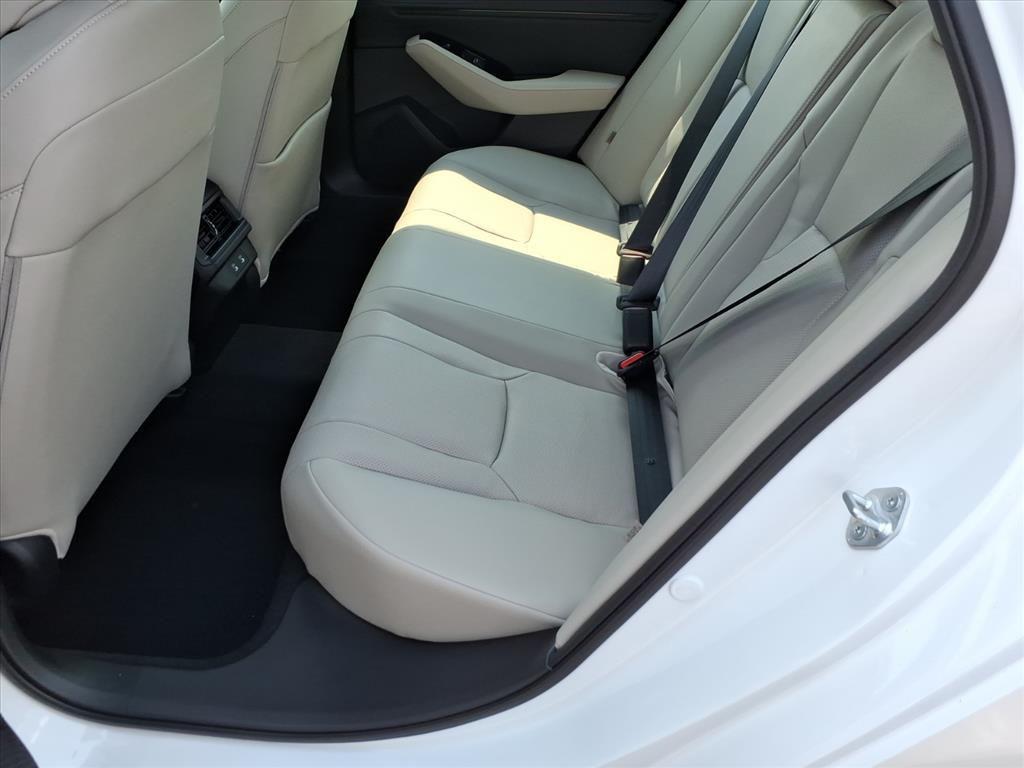 new 2025 Honda Accord Hybrid car, priced at $38,152