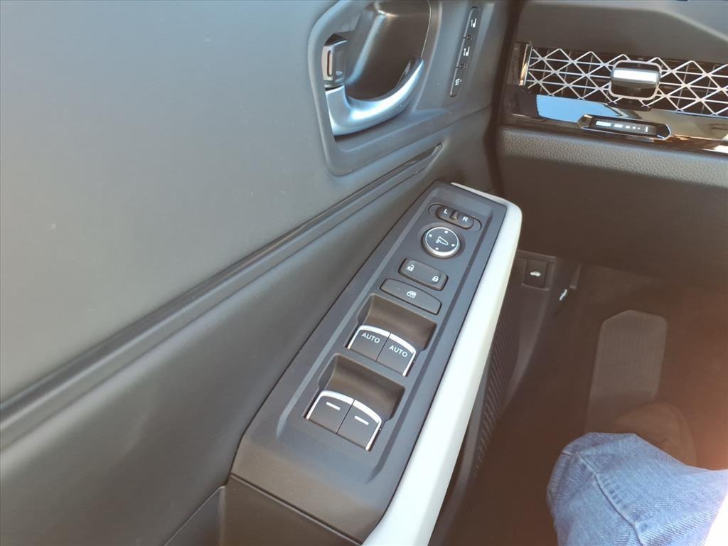 new 2025 Honda Accord Hybrid car, priced at $35,380