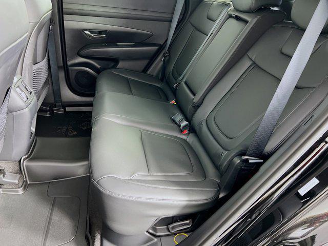 new 2025 Hyundai TUCSON Hybrid car, priced at $35,381