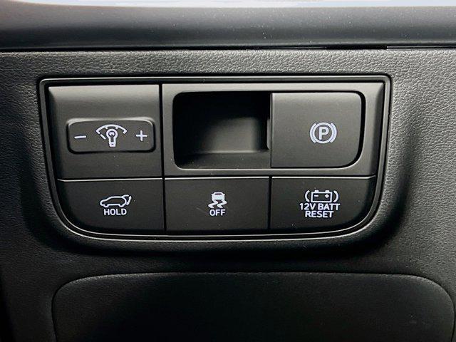 new 2025 Hyundai TUCSON Hybrid car, priced at $35,381