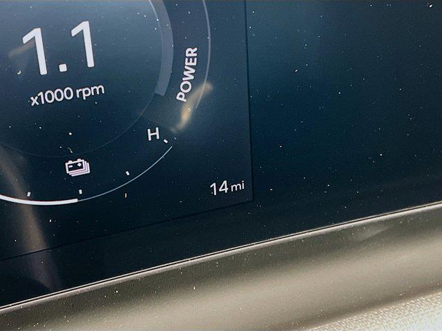 new 2025 Hyundai TUCSON Hybrid car, priced at $35,381