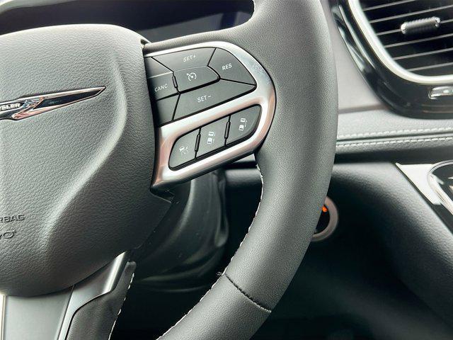 new 2026 Chrysler Pacifica car, priced at $41,438