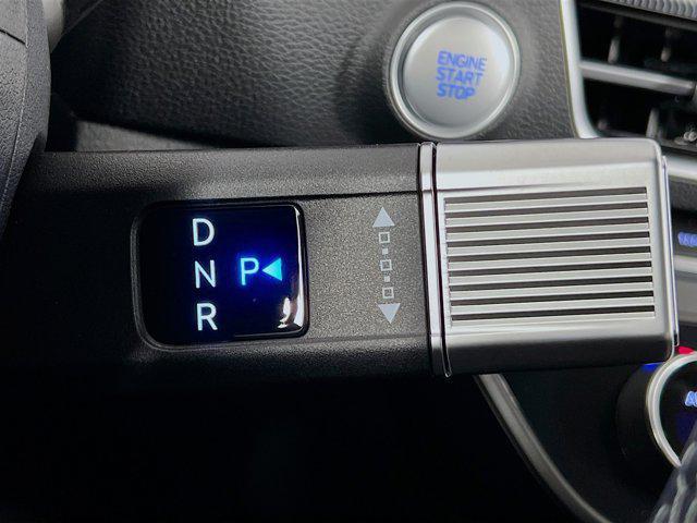 new 2025 Hyundai Sonata Hybrid car, priced at $35,627