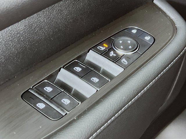 new 2025 Nissan Armada car, priced at $69,632