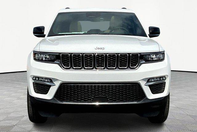 new 2025 Jeep Grand Cherokee car, priced at $42,432