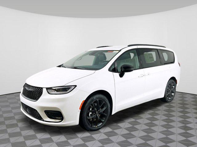 new 2026 Chrysler Pacifica car, priced at $45,218