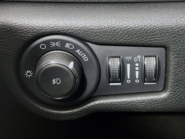 new 2026 Chrysler Pacifica car, priced at $45,218