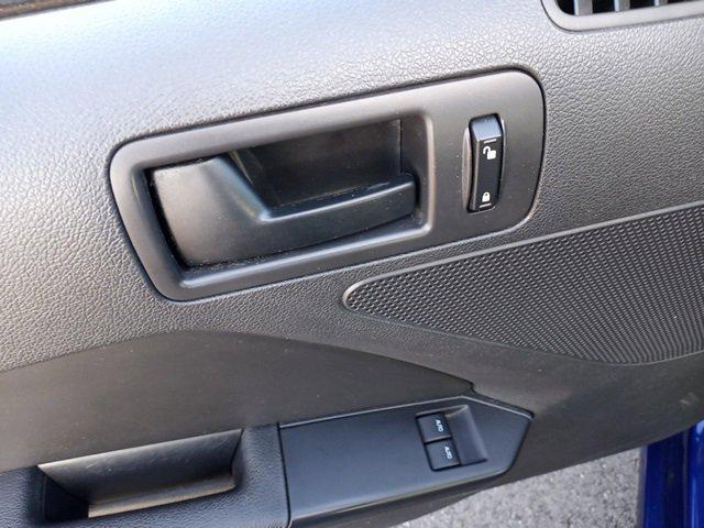 used 2014 Ford Mustang car