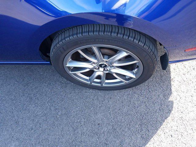 used 2014 Ford Mustang car