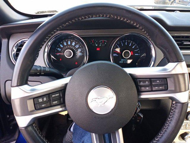 used 2014 Ford Mustang car
