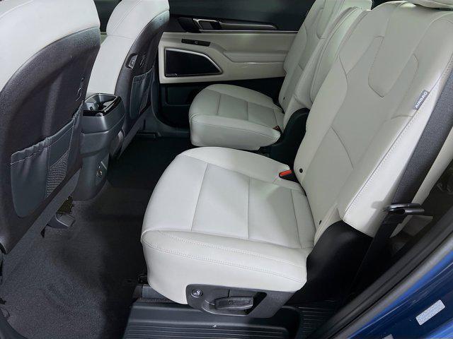 new 2025 Kia Telluride car, priced at $41,453