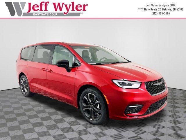 new 2026 Chrysler Pacifica car, priced at $40,555