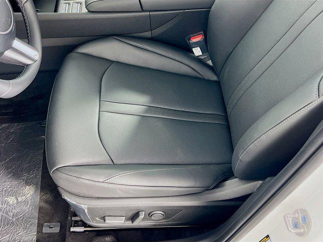 new 2025 Hyundai Sonata Hybrid car, priced at $36,001