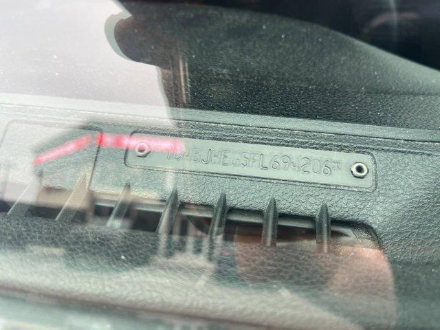 used 2015 Jeep Wrangler Unlimited car, priced at $15,117