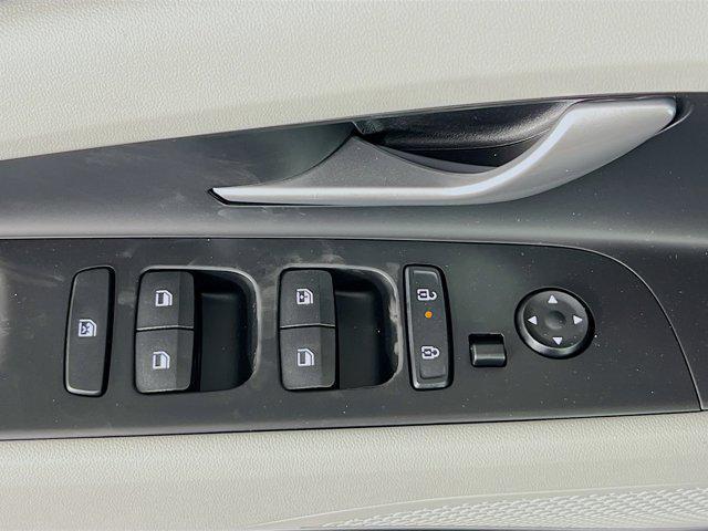 new 2025 Hyundai ELANTRA HEV car, priced at $29,310