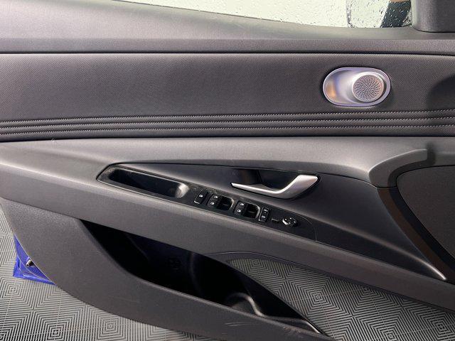 new 2025 Hyundai Elantra car, priced at $25,352