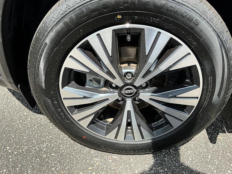 used 2023 Nissan Rogue car, priced at $22,997