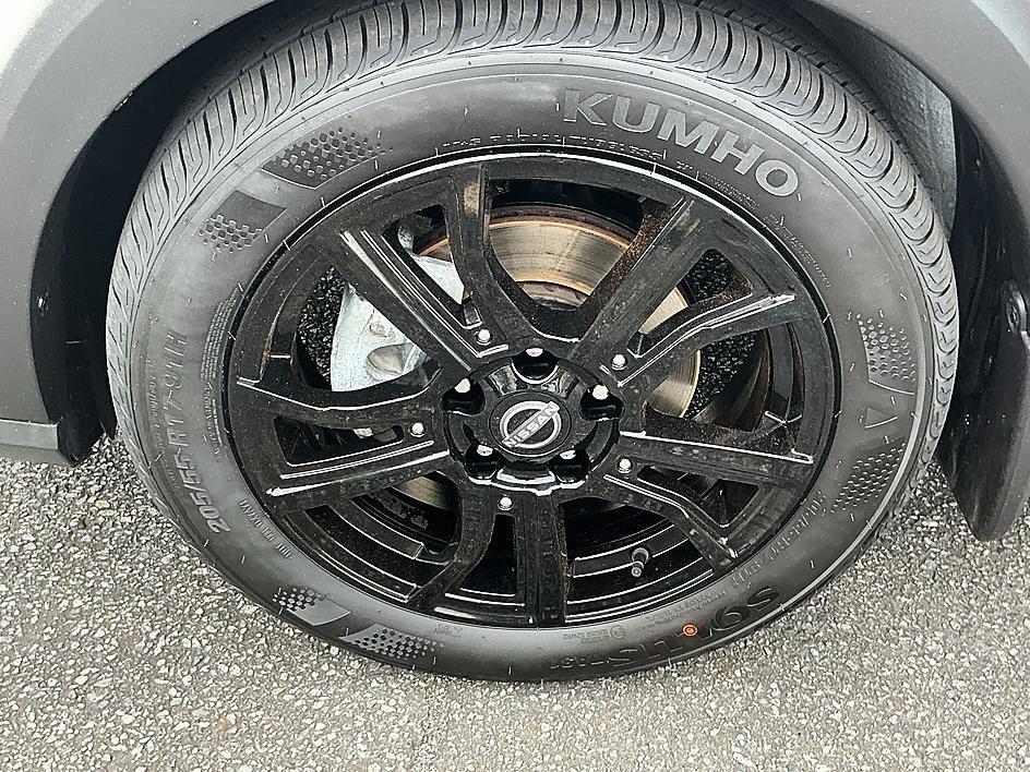 used 2023 Nissan Kicks car, priced at $23,768