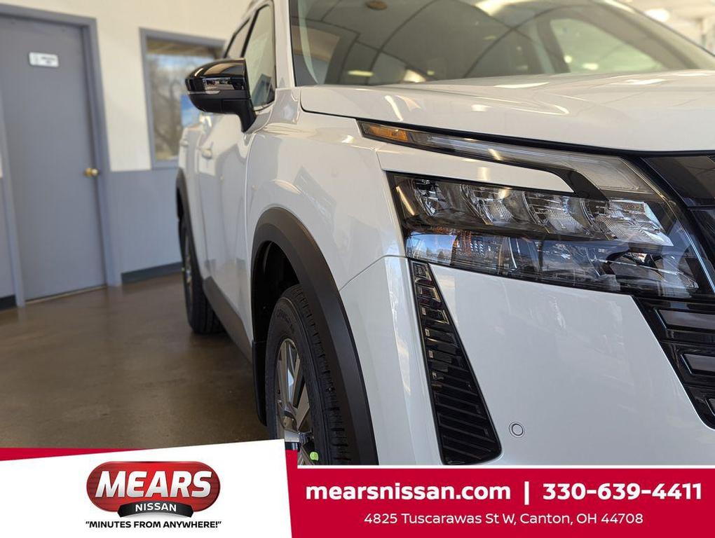 new 2026 Nissan Pathfinder car, priced at $41,309