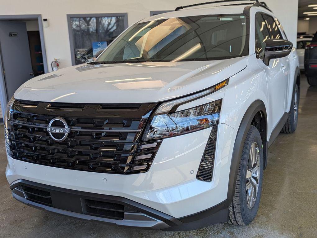new 2026 Nissan Pathfinder car, priced at $41,309