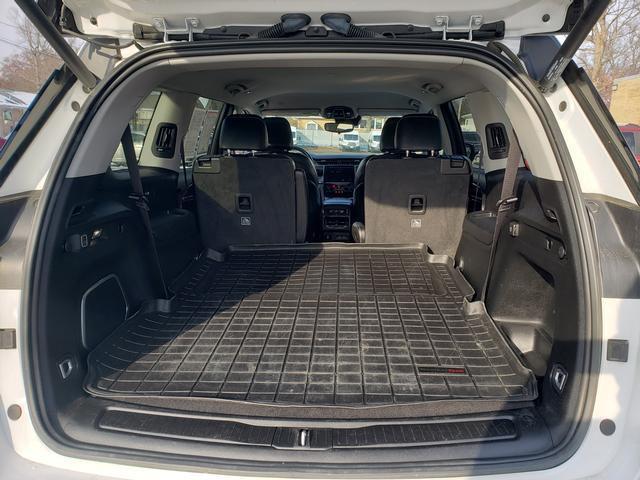 used 2022 Jeep Grand Cherokee L car, priced at $23,980