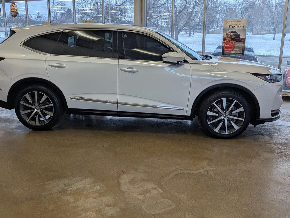 used 2025 Acura MDX car, priced at $48,280