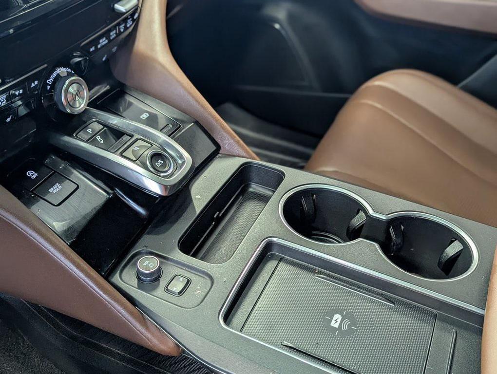 used 2025 Acura MDX car, priced at $48,280