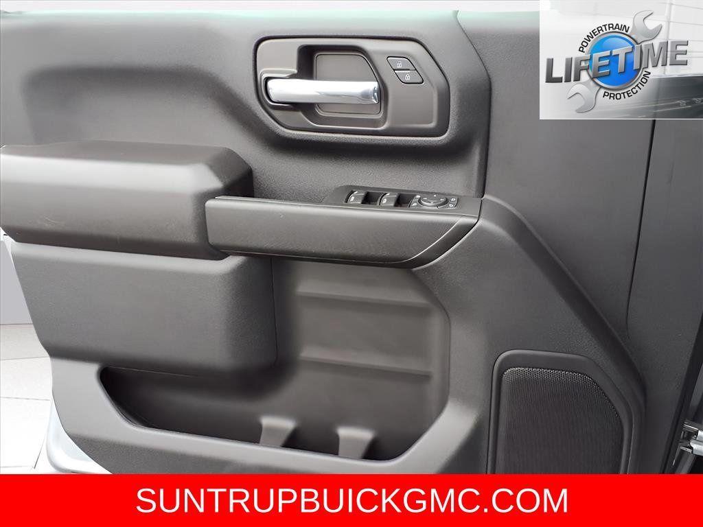 used 2024 Chevrolet Silverado 2500 car, priced at $49,000