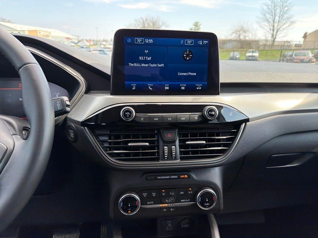 used 2023 Ford Escape car, priced at $20,882