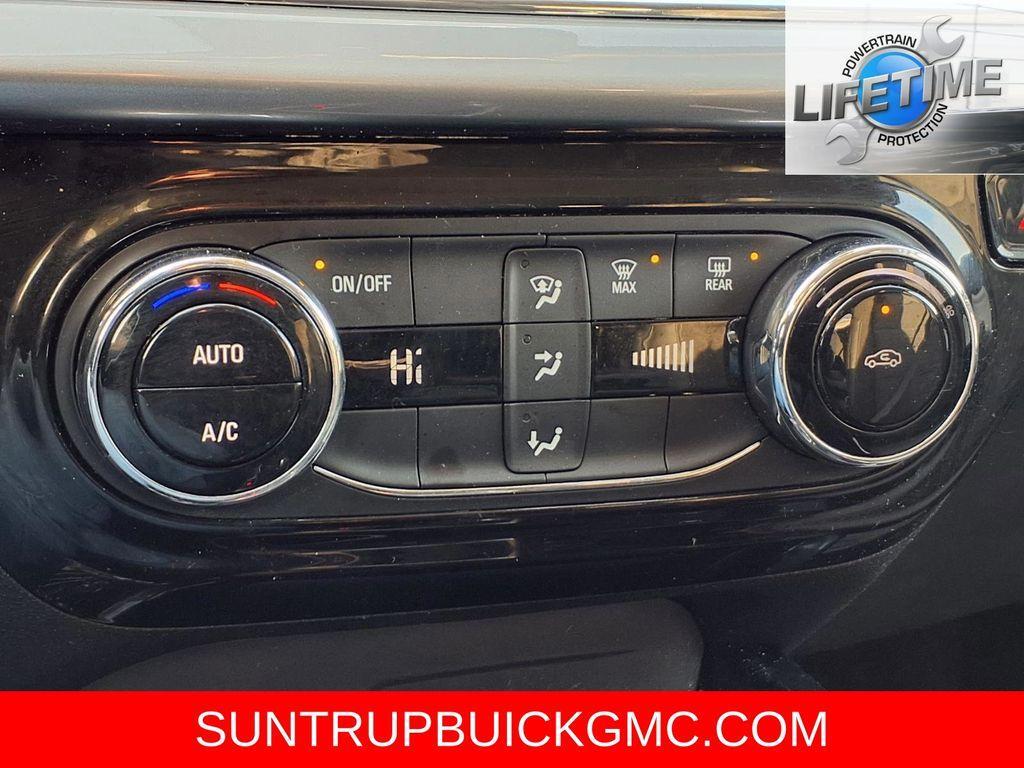 used 2025 Chevrolet Trax car, priced at $19,467