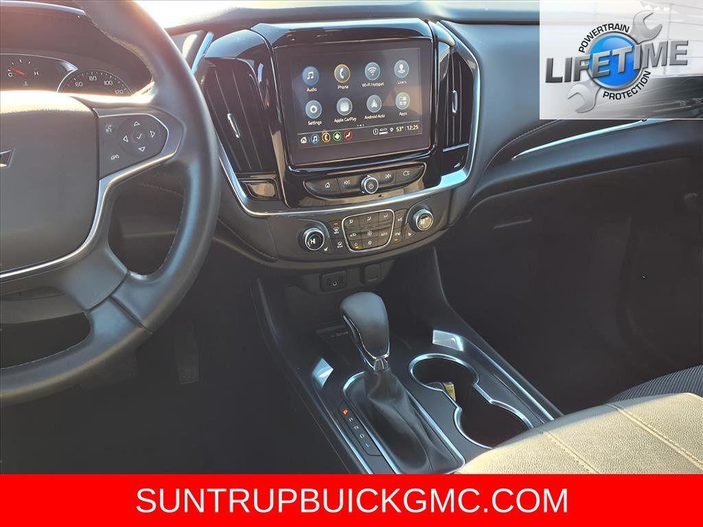 used 2023 Chevrolet Traverse car, priced at $30,872