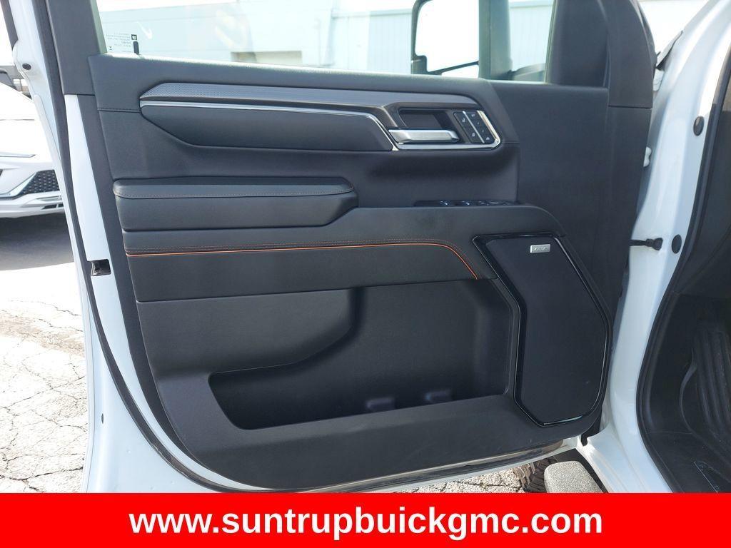 used 2024 GMC Sierra 2500 car, priced at $62,885