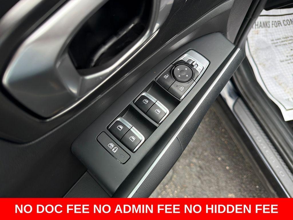 used 2023 Kia Sorento Hybrid car, priced at $24,999