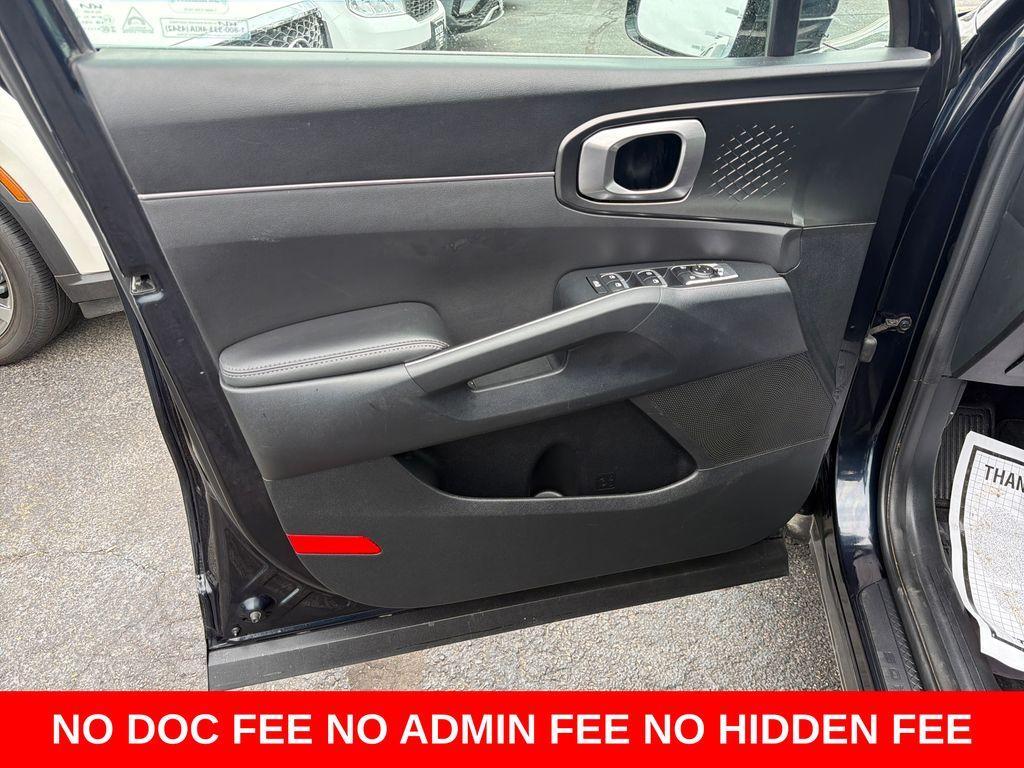 used 2023 Kia Sorento Hybrid car, priced at $24,999