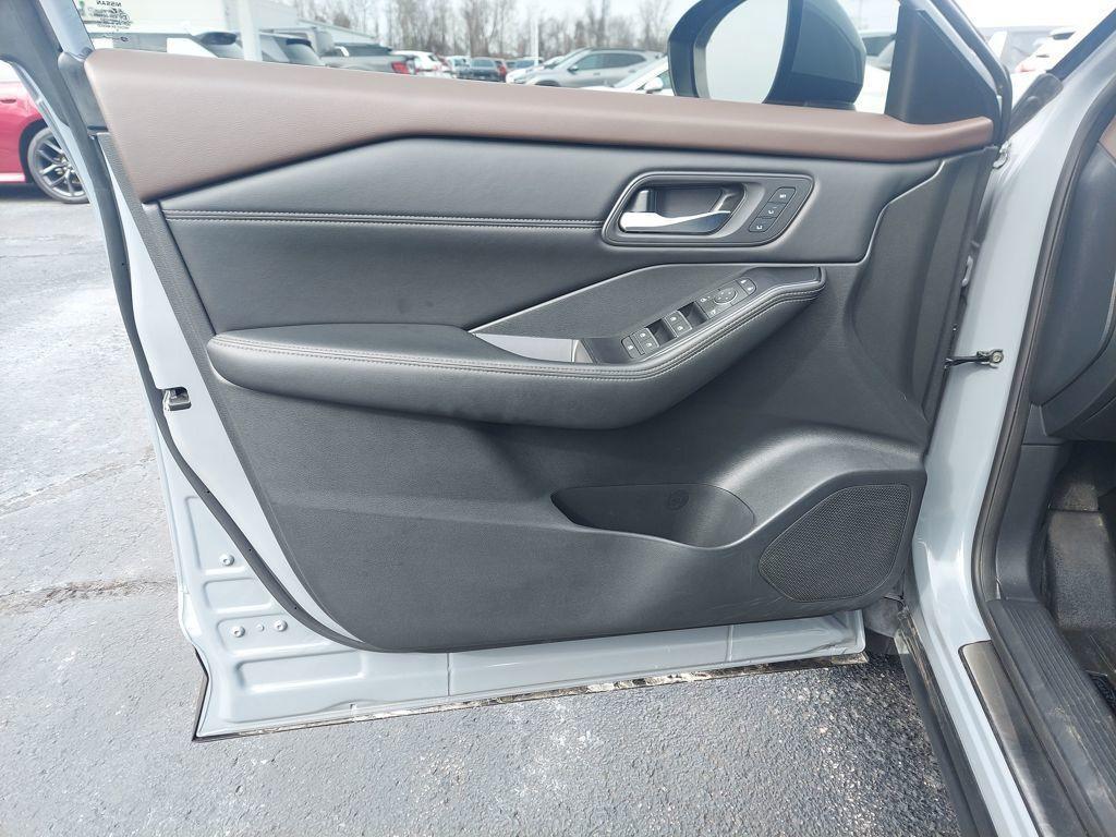 used 2023 Nissan Rogue car, priced at $24,994