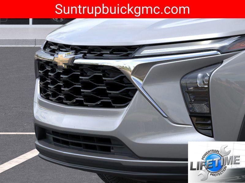 used 2025 Chevrolet Trax car, priced at $22,990