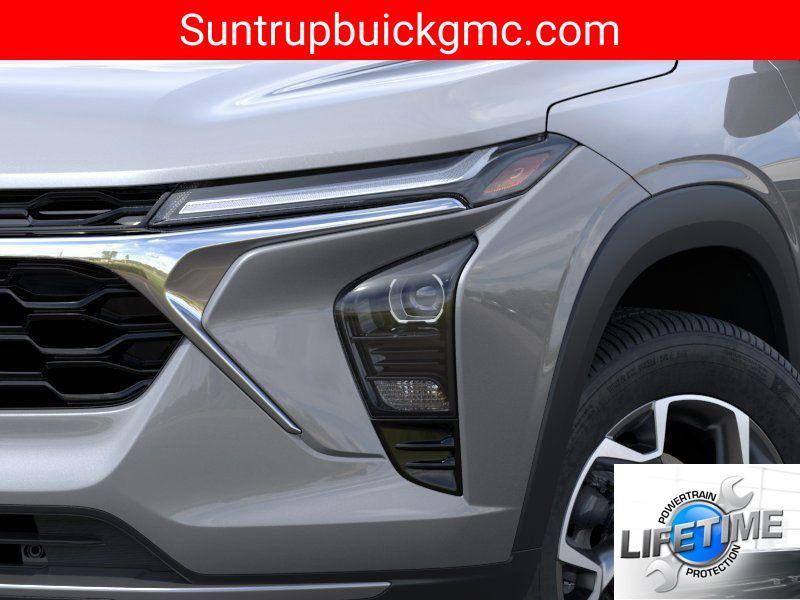 used 2025 Chevrolet Trax car, priced at $22,990