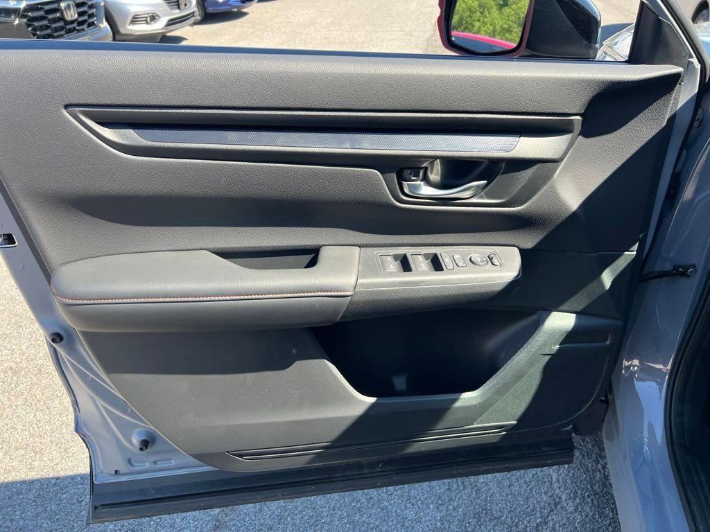 used 2026 Honda CR-V Hybrid car, priced at $39,289