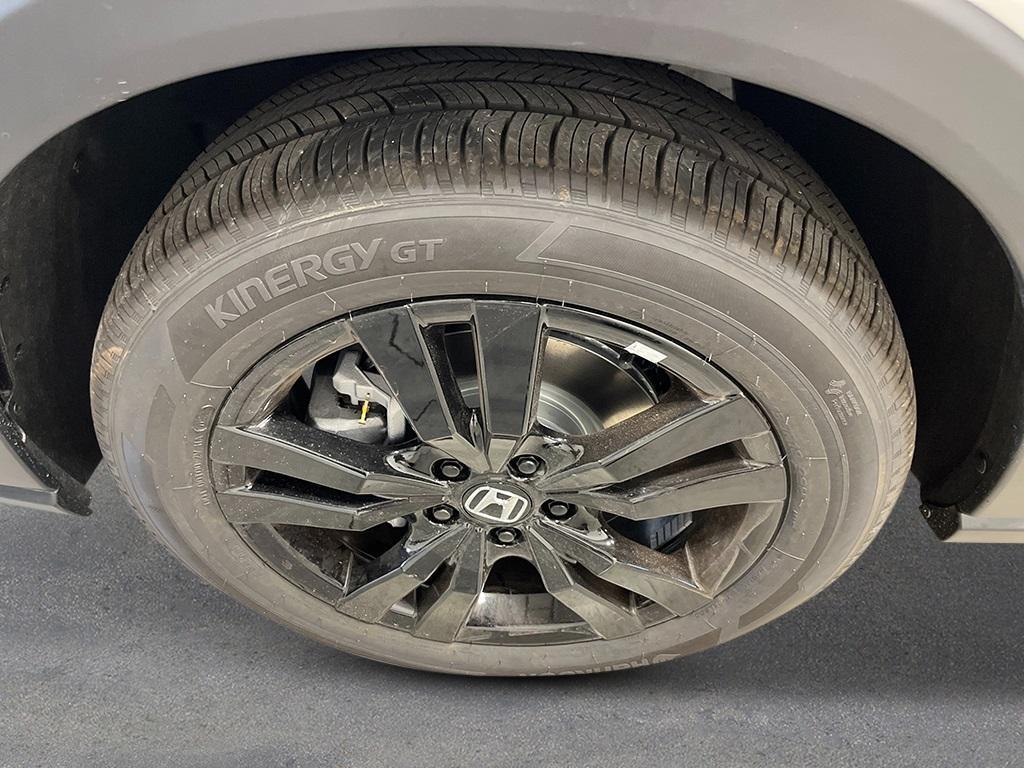 new 2026 Honda HR-V car, priced at $30,905