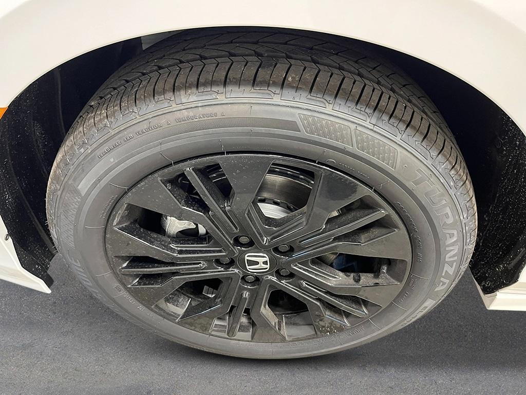 new 2026 Honda Odyssey car, priced at $45,845