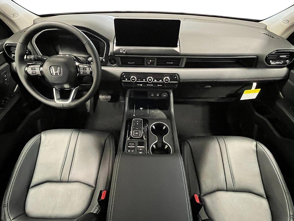 new 2026 Honda Pilot car, priced at $55,305