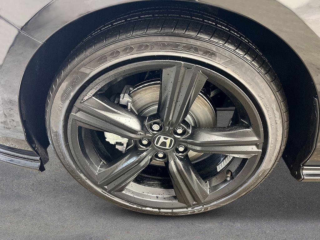 new 2026 Honda Accord Hybrid car, priced at $36,690