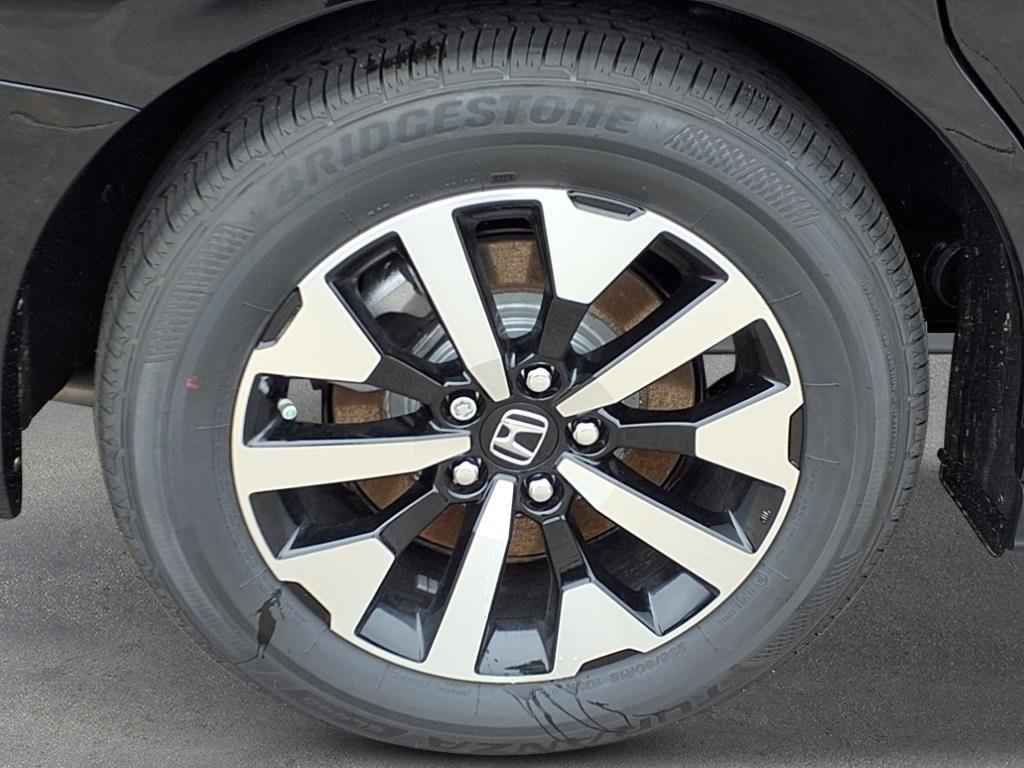 new 2026 Honda Odyssey car, priced at $45,685