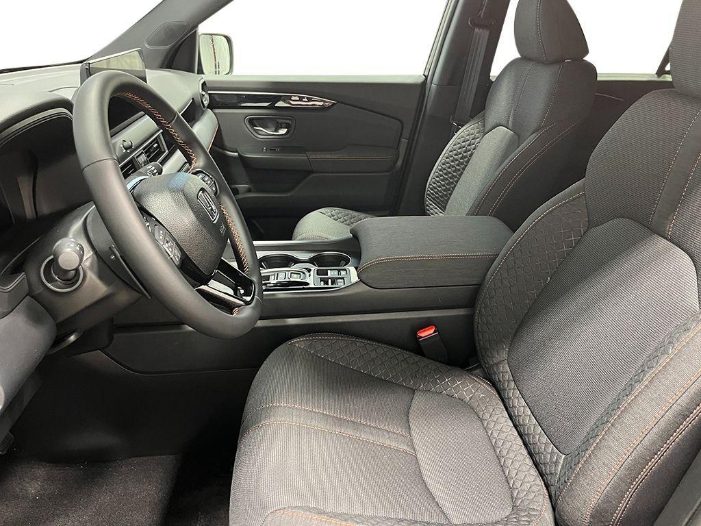 new 2026 Honda Pilot car, priced at $45,790