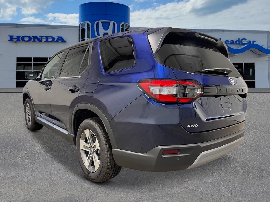 new 2025 Honda Pilot car, priced at $47,095