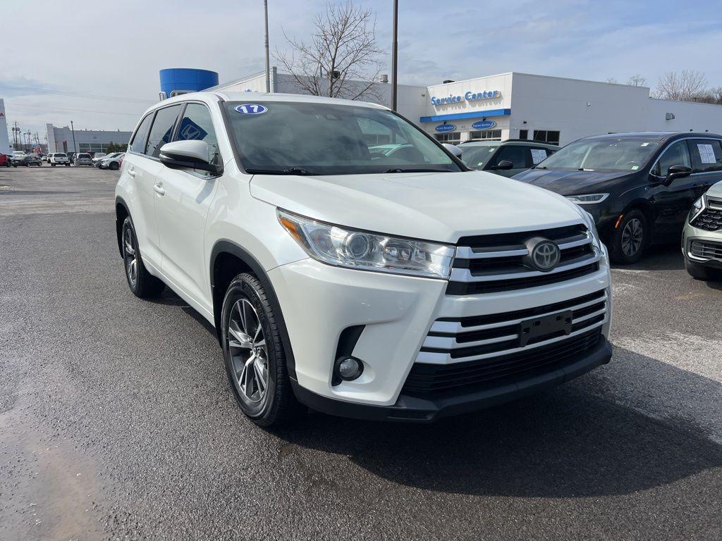 used 2017 Toyota Highlander car, priced at $16,699